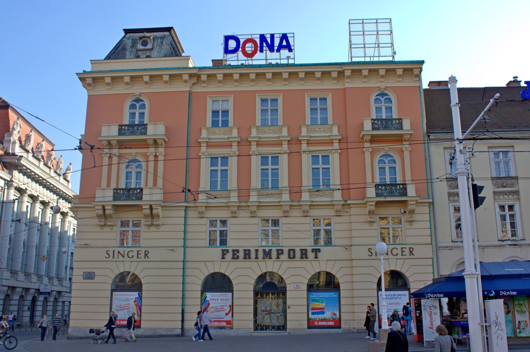 Trg bana Jelačića 14, palača Prve hrvatske štedionice, kasnije Singerova palača na uglu s Praškom (Praška 2)